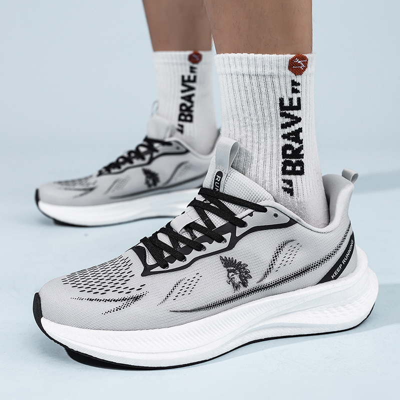 Sepatu Lari Pria Ultra Ringan, - Ultragear Running ulasan dan harga