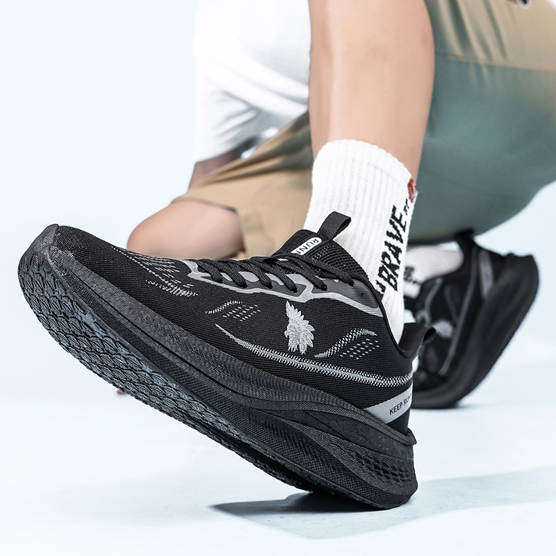 Sepatu Lari Pria Ultra Ringan, - Ultragear Running ulasan dan harga