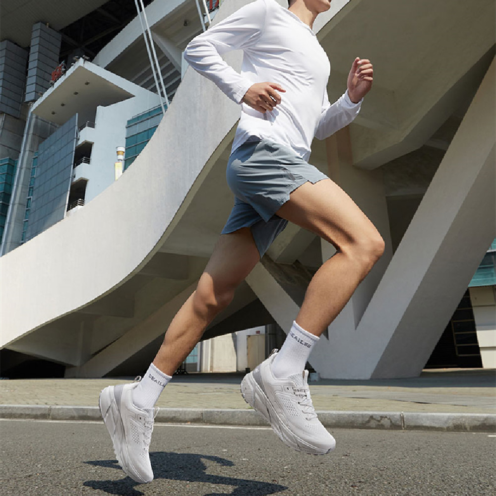 GOLDEN CMAEL sepatu olahraga p - Ultragear Running ulasan dan harga